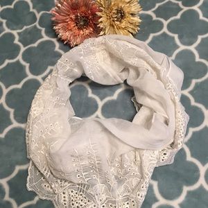 Accessories - Eyelet Design Infinity Scarf 🧣 Accessories - Eyelet Design Infinity Scarf 🧣